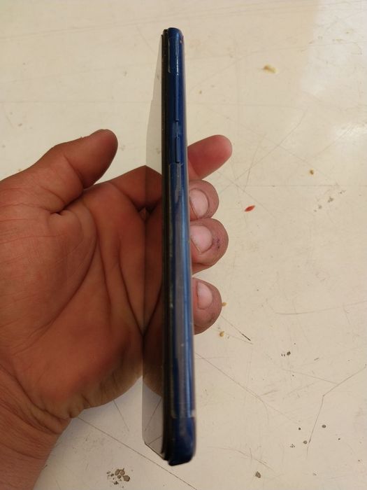 Redmi 8 sotiladi obmen bor 4ga 64