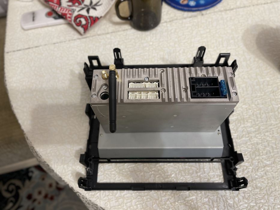 Мультимедиа Ланд-Крузера-200