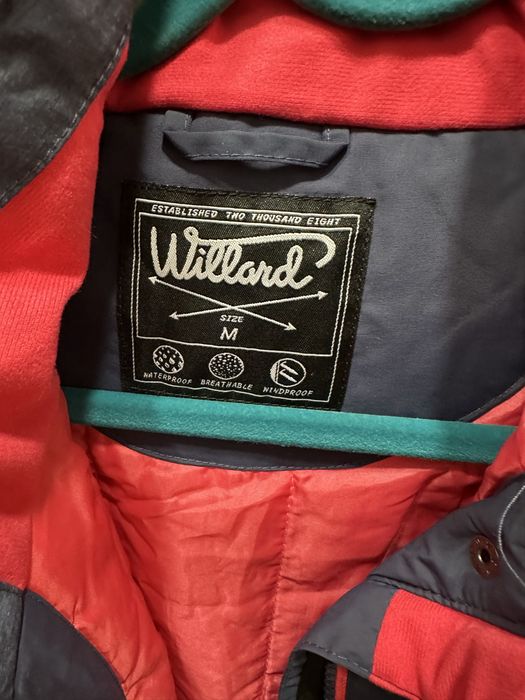 Geaca ski calduroasa ca noua