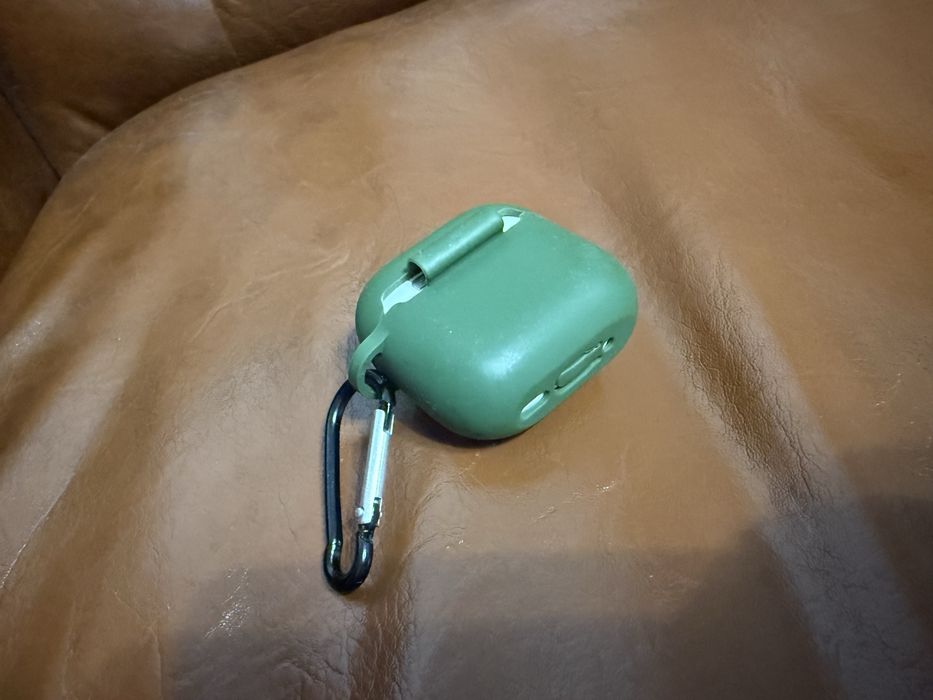 Casti Apple Airpods 4 cu Noice Canceling