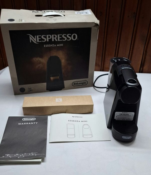 De'Longhi Nespresso Essenza Mini EN85,капсули,19бара,1260W,0,6л