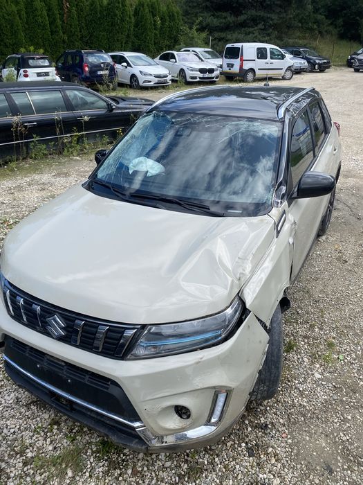Vand suzuki vitara avariat