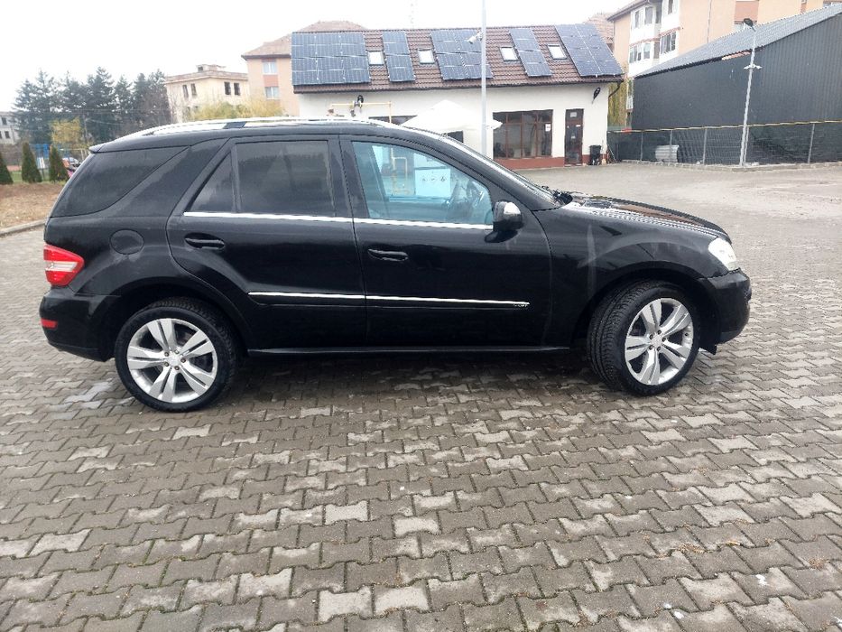 Vând Mercedes Ml 350 cdi