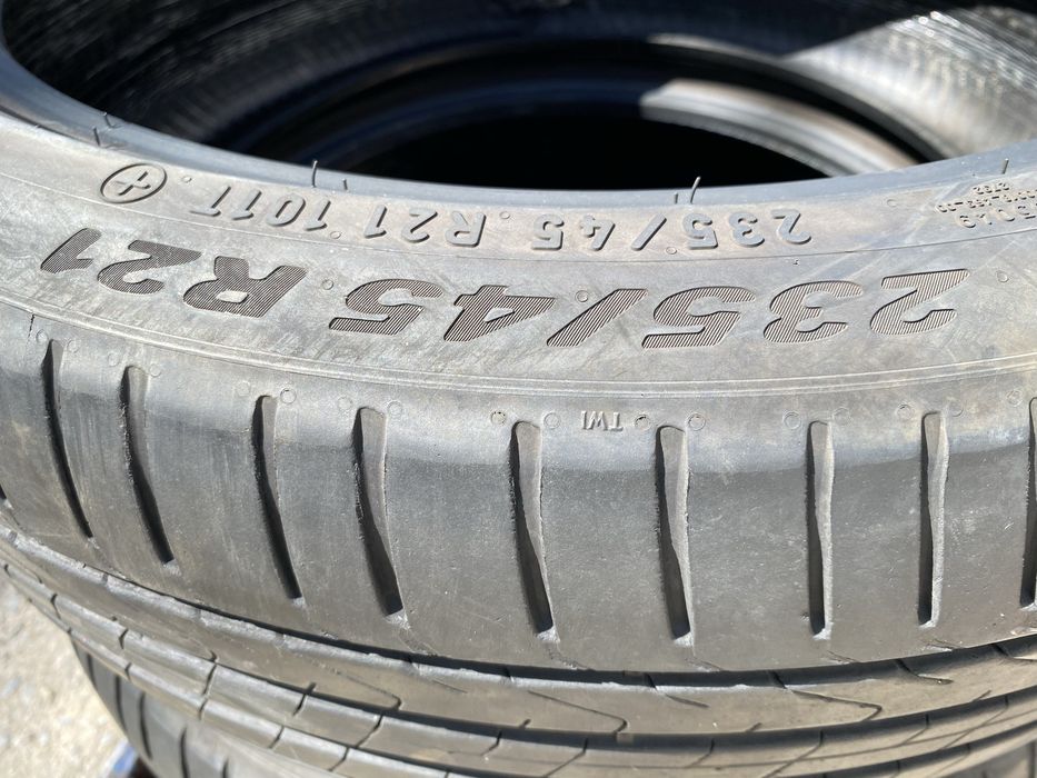 235/45/21 пара бу пирелли
