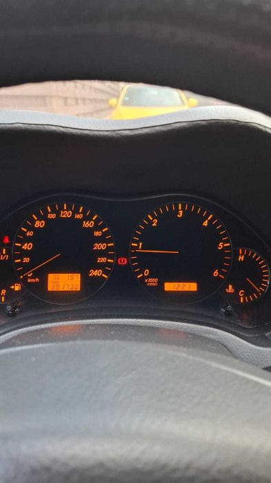 Toyota AVENSIS 2004 înmatriculată pentru dezmembrare