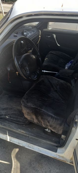 Волга 3110 седан