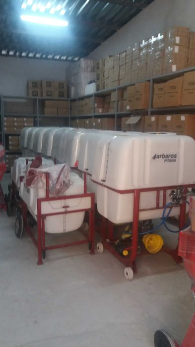 Opriskitel.Опрыскватель садовый на 600 литров.