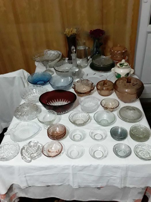 Посуда столовая,сервизная,кухонная в отличном состоянии.
