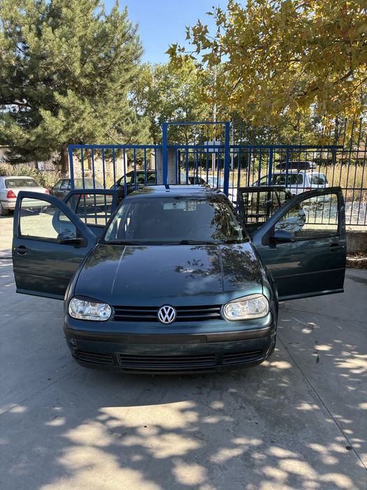 Golf 4 1.6 2000г НА ЧАСТИ