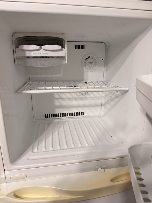 Продам надежный холодильник LG ElectroCool