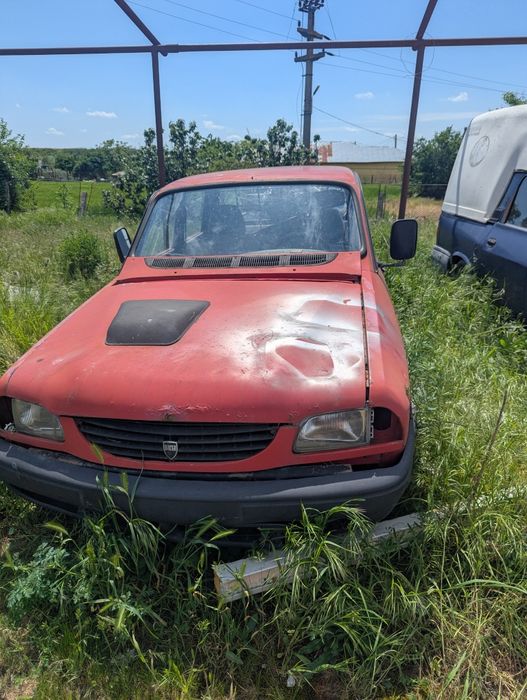 Dezmembrez Dacia Pick up