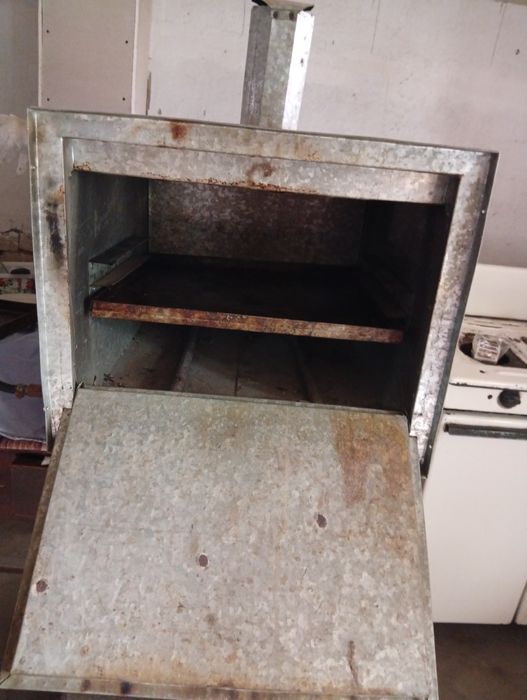 Gaz pechi katta oʻlchamli