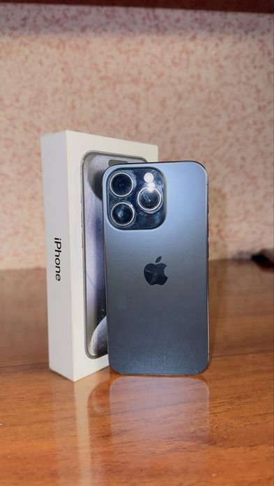 IPHONE 15 pro 256 GB LLA