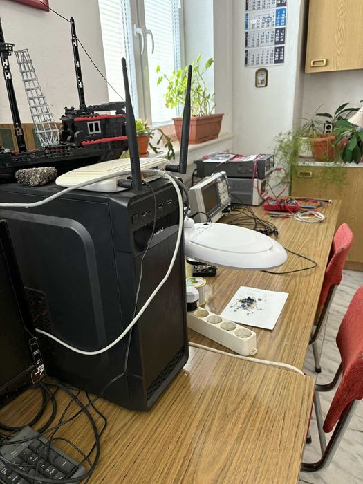 Настолен Компютър