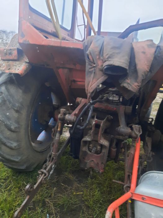 Vând tractor UTB 650 cu frâne duble