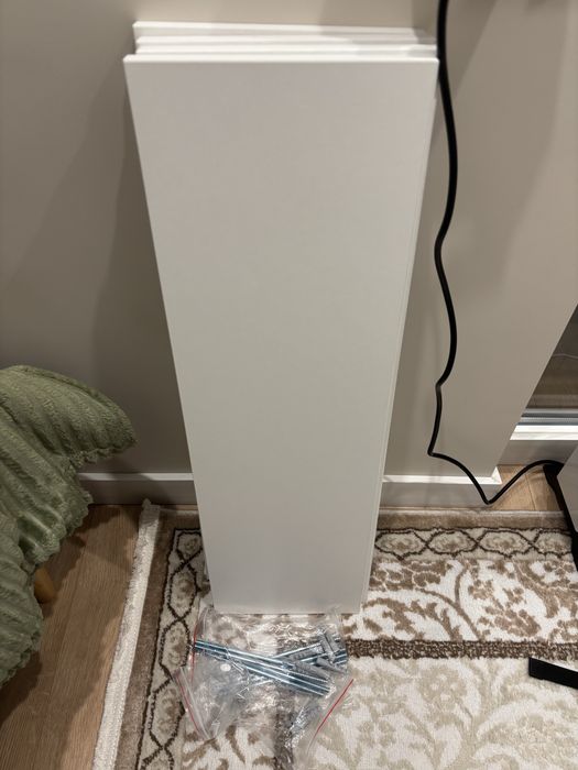 Полки настенные для книг