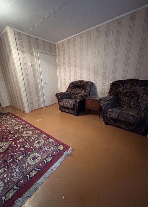 Продается 1,5- ка на Стрелке