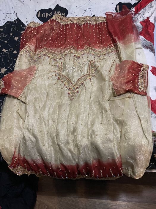 Sari India adus. din uk