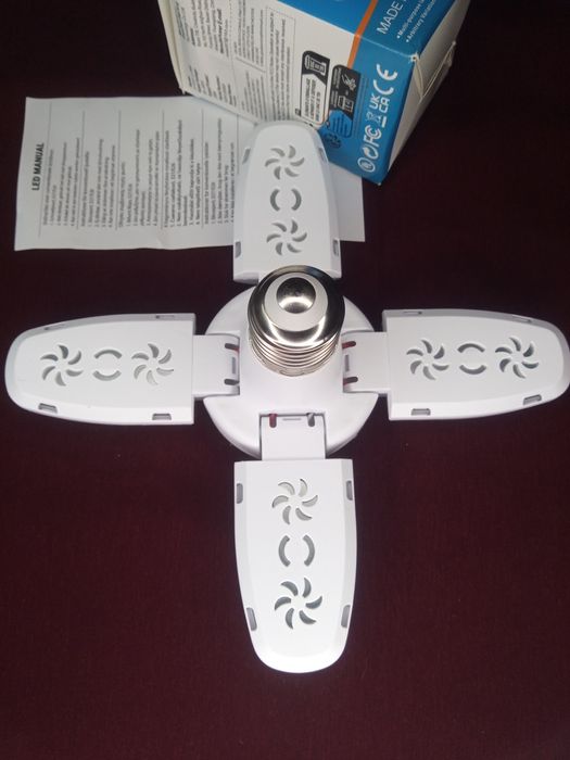 Бяла мини Led лампа