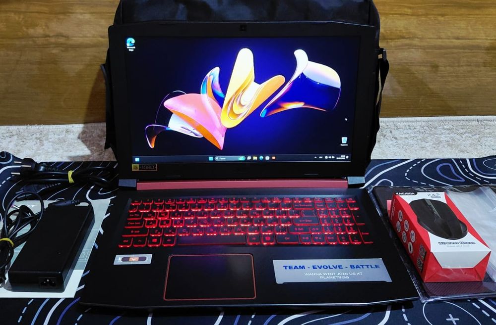 Acer Nitro 5 ssd512,Ozu16 игравой!