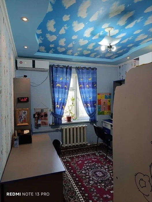 Массив Карасу-2. Продаётся 4х ком квартира  Ориентир Школа 208