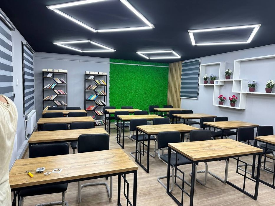 ЛОФТ УСЛУБИДАГИ стол лар 310000  дан бошланади