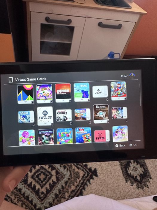 Consola Nintendo Switch Detali in descriere