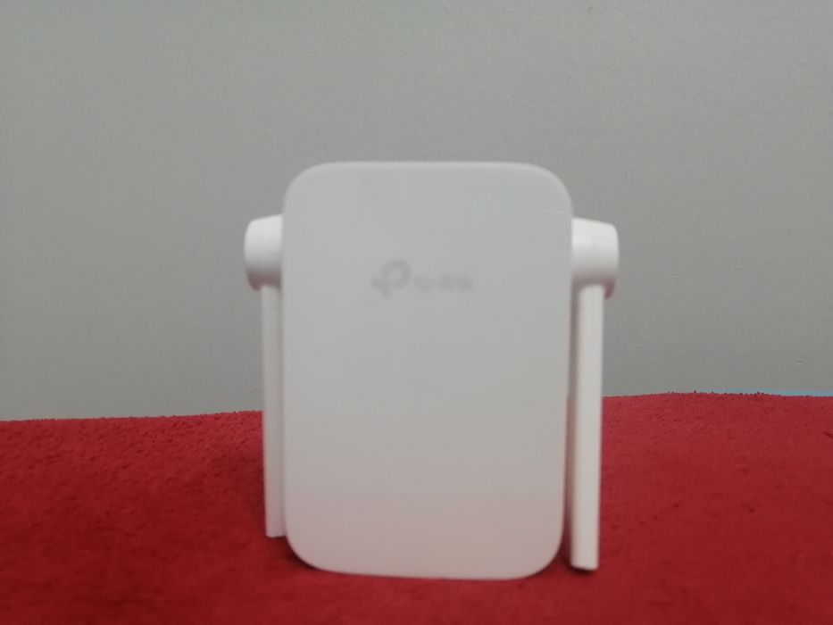 Маршрутизатор TP-LINK RE305