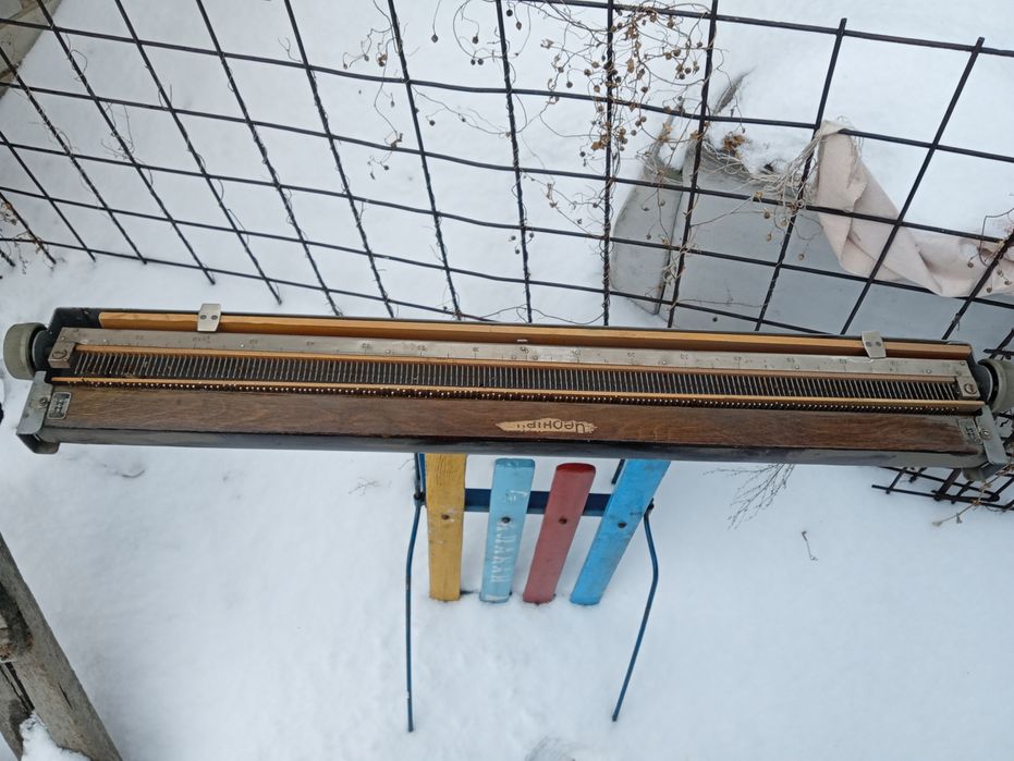 Вязальная машинка