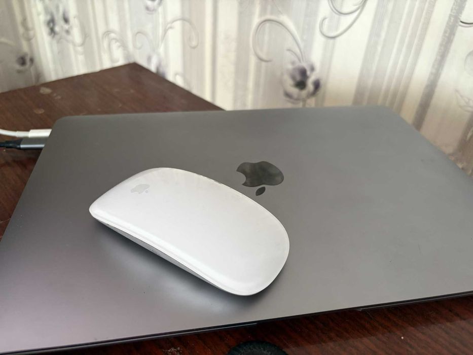 Apple 13.3" MacBook Air, Apple M1 чип, 8GB, 256GB, Space Grey