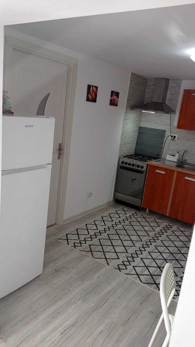 Casă de închiriat!