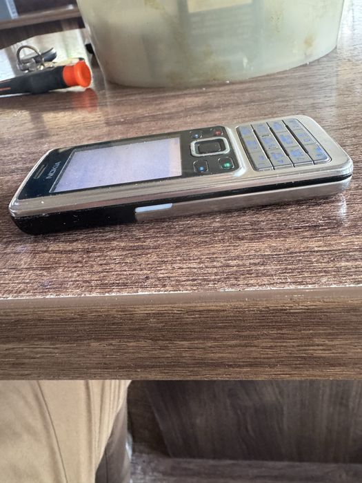 Nokia 6300 в добро състояние