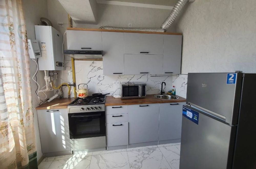 Ааренда юнусабад -13 метро Туркистон 1 комнатная квартира полностью уп