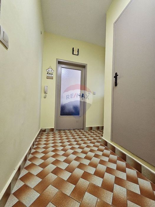 Дава се под наем Двустаен апартамент в Варна, Кайсиева градина - 60 кв.м за 433.5 € - Снимка #12