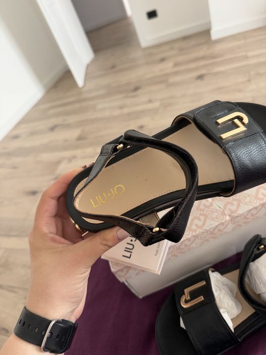 Sandale negre LiuJo