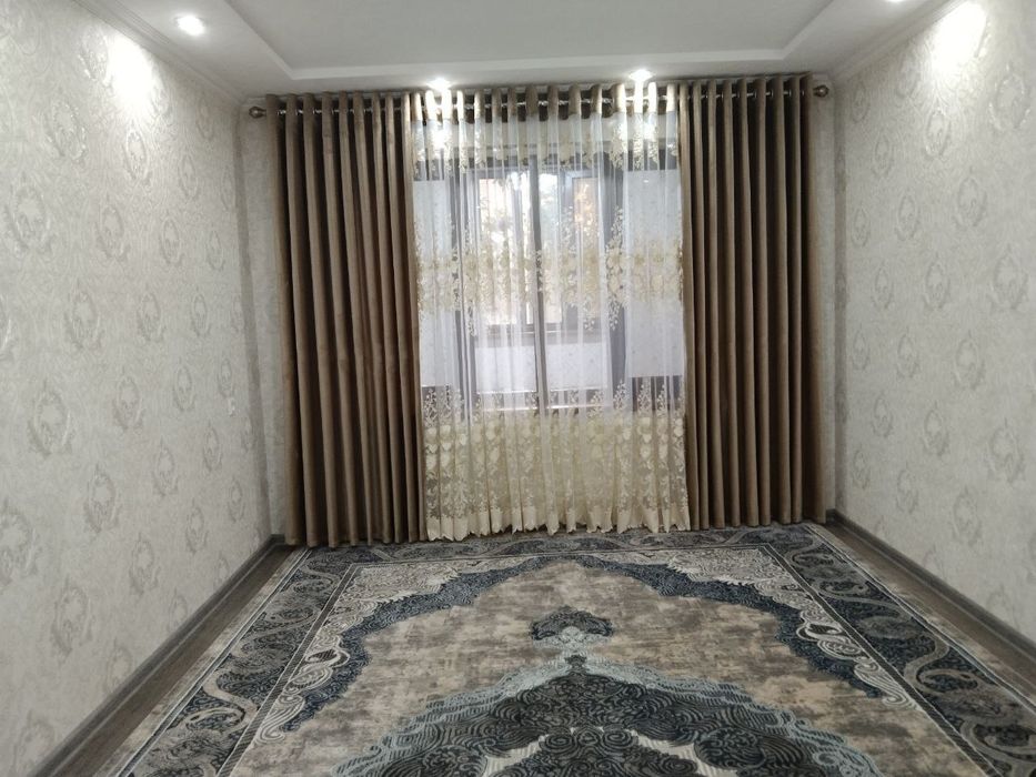 Жиззах шахар.
3/1микра район. 
Уй пишик гиштдан.
Сув свет газ бор.
Уй