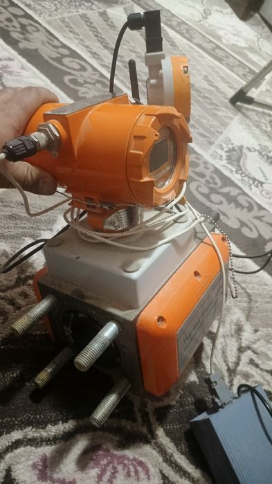 Gaz hisoblagich katta bosinda ishlaydigan xolati yangidek