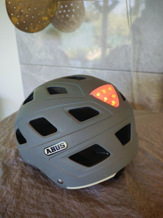 Casca bicicleta Abis Hyban