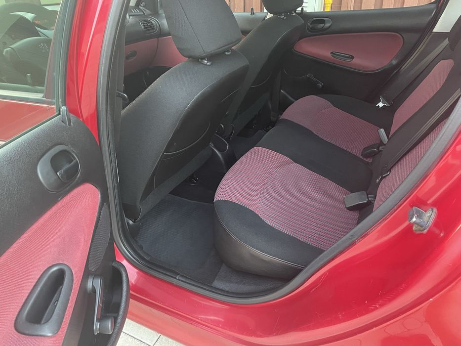 Peugeot 206 1.4 benzina