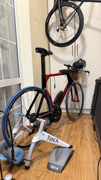 Giant Trinity 2 Carbon