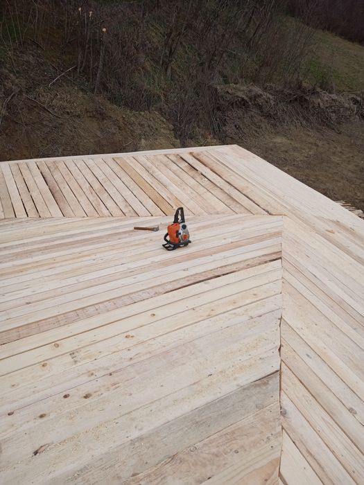 Execut acoperișuri dulgherie