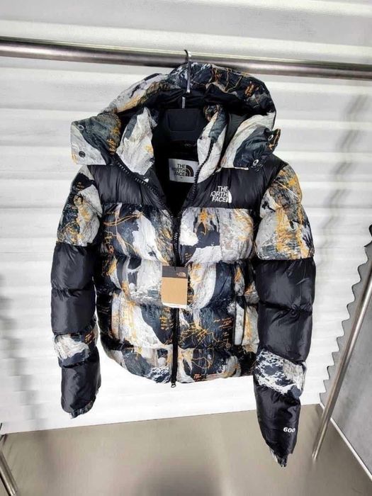 Geaca The north face calitate premium cod qr si etichete