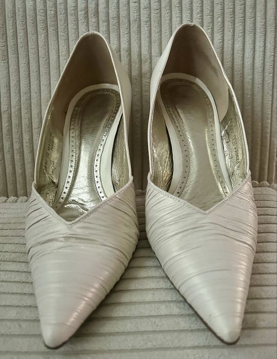 Обувки на Gabor.