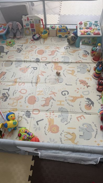 Loc de joaca bebe 180/200 cm, ca nou