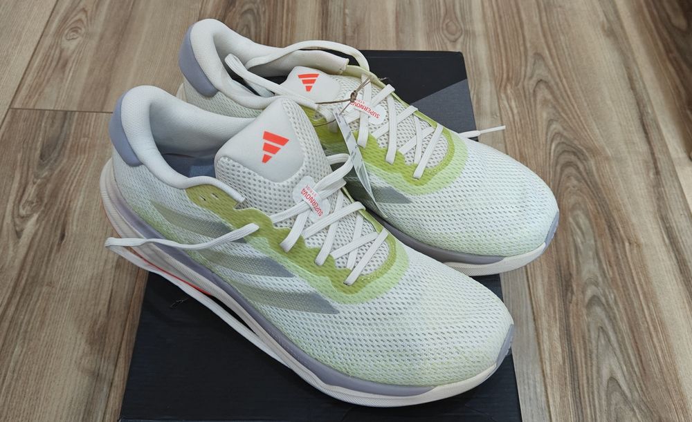 Беговые кроссовки Adidas Supernova Stride