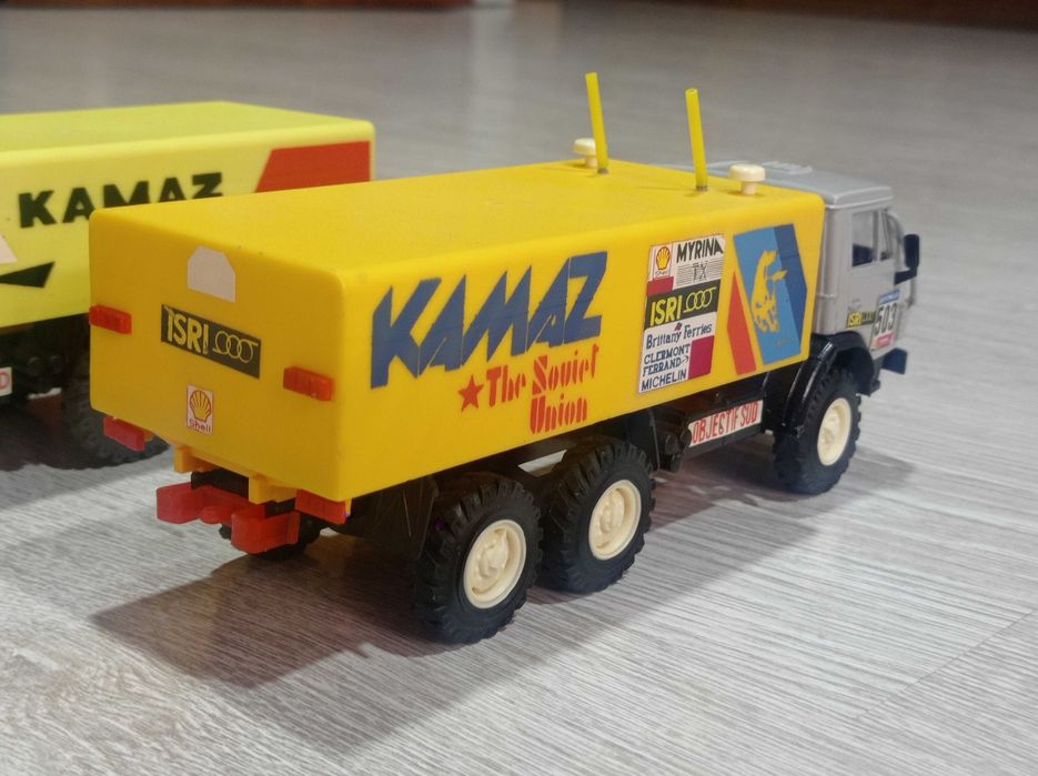 Коллекционная модель КамАЗ 4310, масштаб 1:43