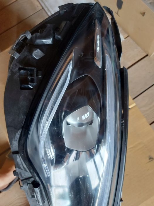 Far dreapta CLA cod A1189064000