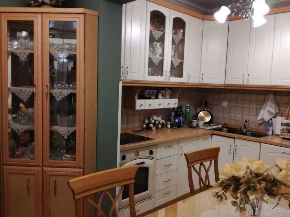 Дава се под наем Тристаен апартамент в Пловдив, Остромила - 89 кв.м за 270.3 € - Снимка #4