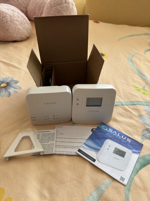 Vând termostat SALUS fără fir!