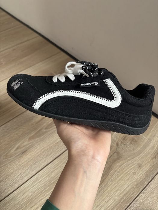 Продам милые женские кеды